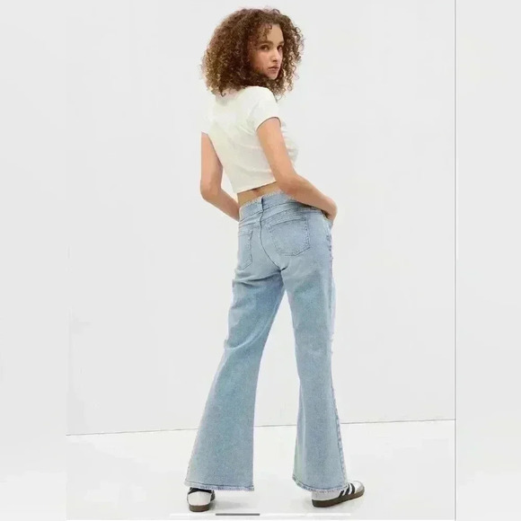 PROJECT GAP Low Rise Y2K Flare  Jeans with Washwell - Picture 2 of 6